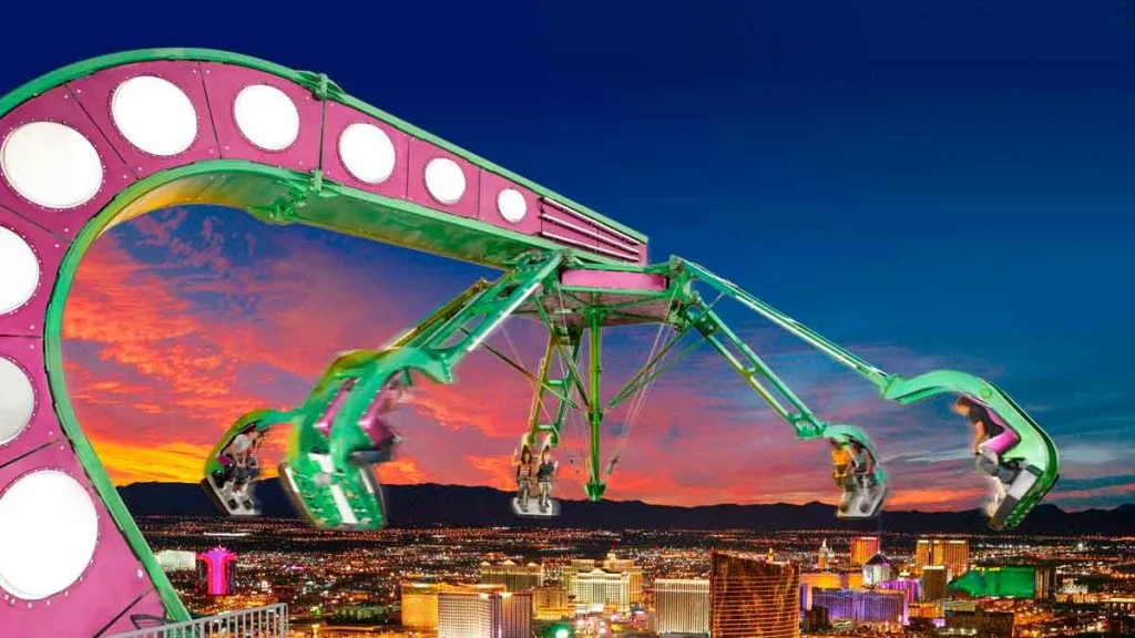 Famille se promenant sur le Strip de Las Vegas