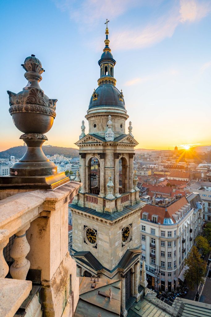 Budapest ou Las Vegas deux capitales du plaisir à ne pas manquer